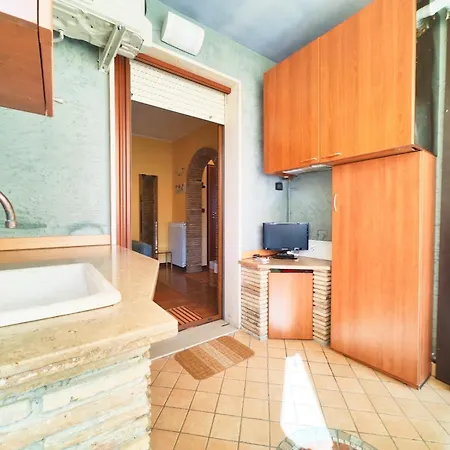 Via Reno Apartment *